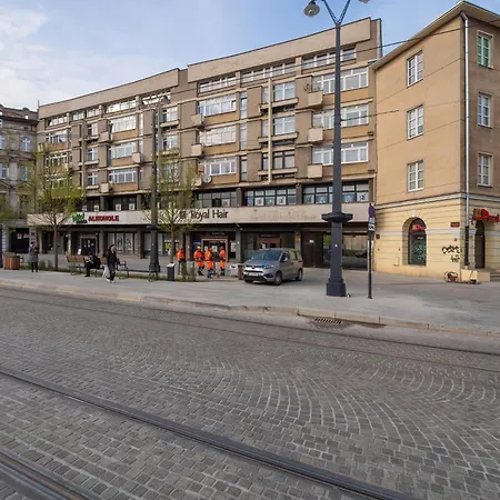 Spacious Apartment In The Center Of Lodz By Noclegi Renters Exterior photo